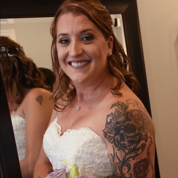 Meet your Posher, Kathi - Picture 2 of 2